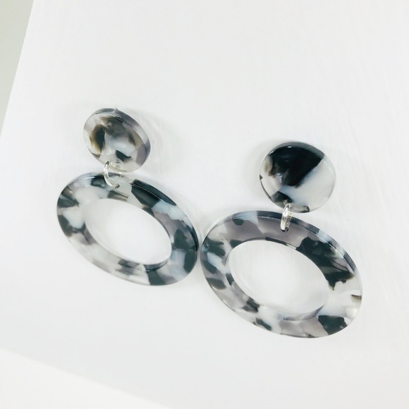 🆑 Open Circle Drops in Black - Picture 2 of 5